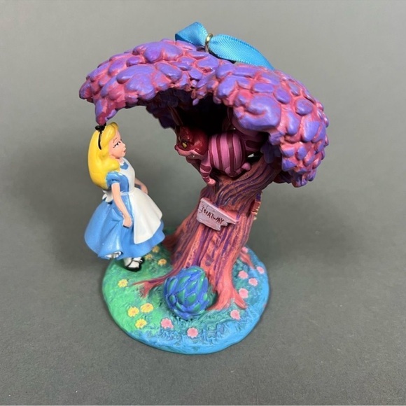 Disney ALICE IN WONDERLAND Cheshire Cat
Tree RARE Sketchbook Ornament 2014 - Picture 3 of 11